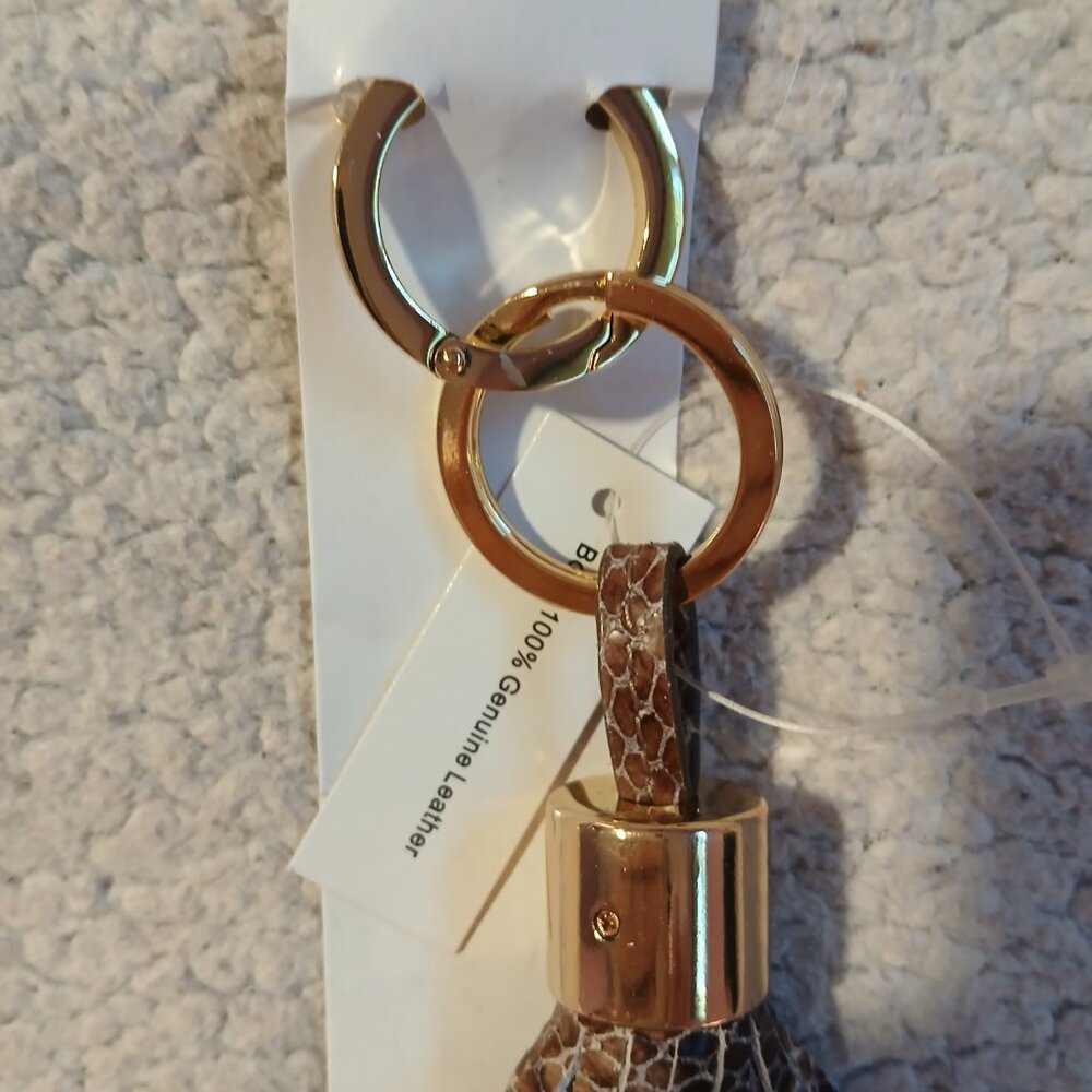 G.I.L.I  Snakeskin Patterned leather tassel Keychain / Purse charm NWT - Picture 5 of 5